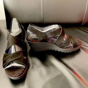 Aérosoles Bogota strappy wedge sandals